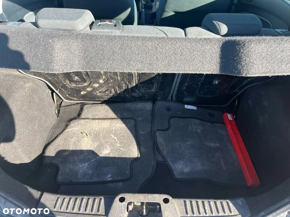 Ford Fiesta 1.25 Ambiente - 6