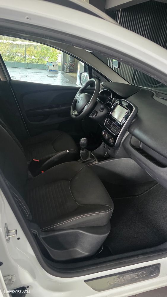 Renault Clio Sport Tourer 1.5 dCi GT Line - 14