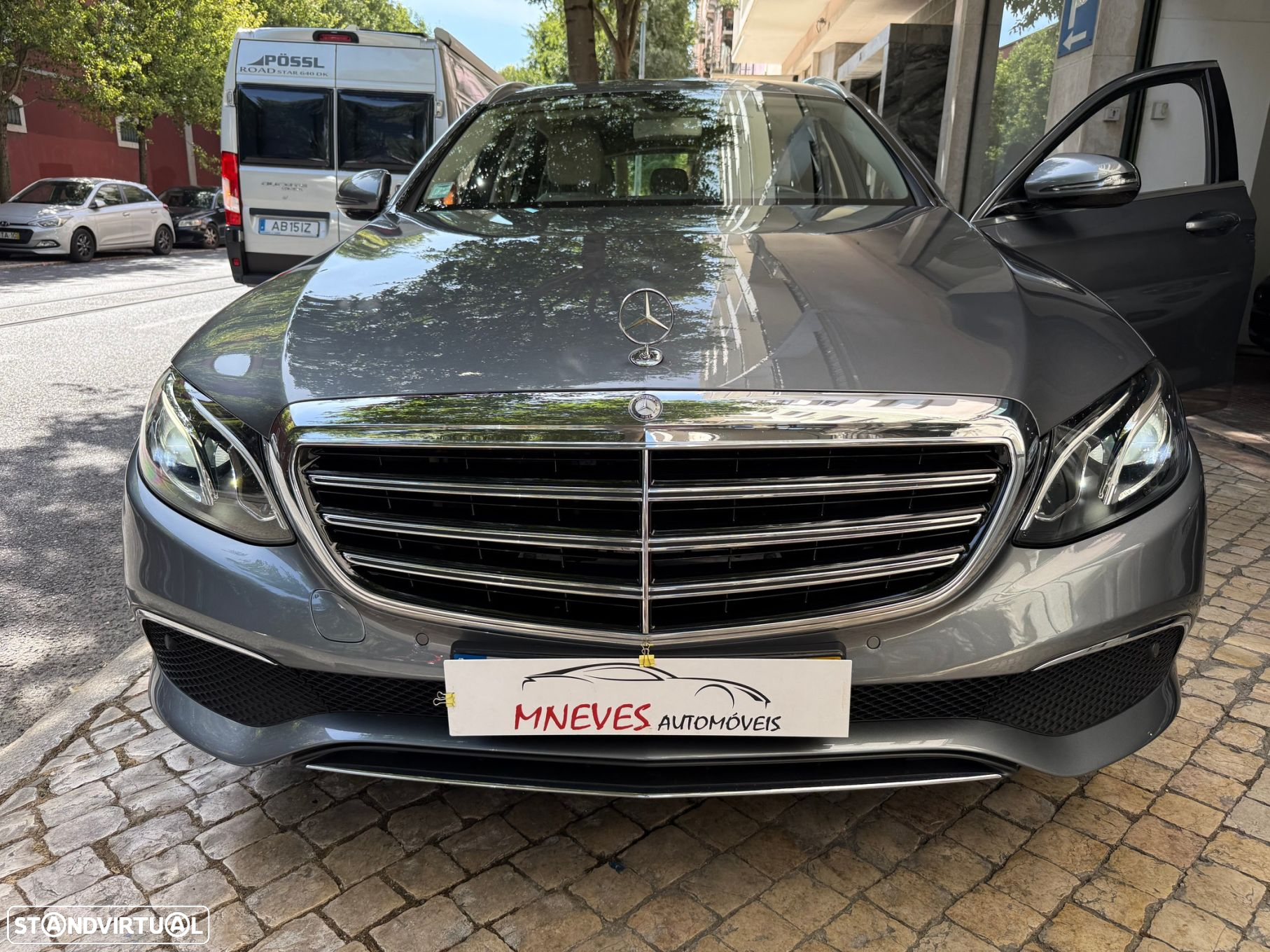 Mercedes-Benz E 220 d Exclusive - 14