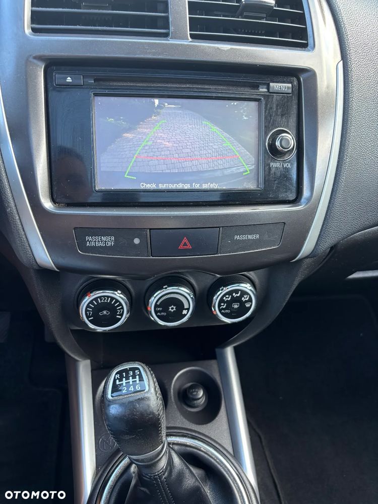 Mitsubishi ASX 1.8 DI-D 2WD Intense - 18