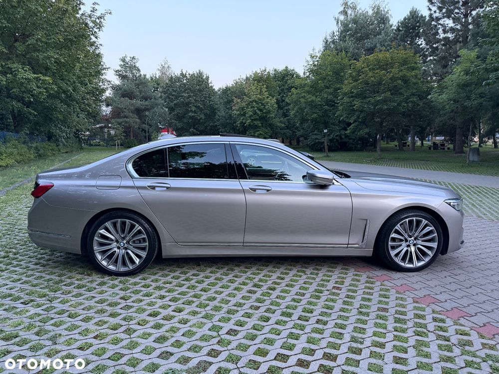 BMW Seria 7 740d xDrive - 4