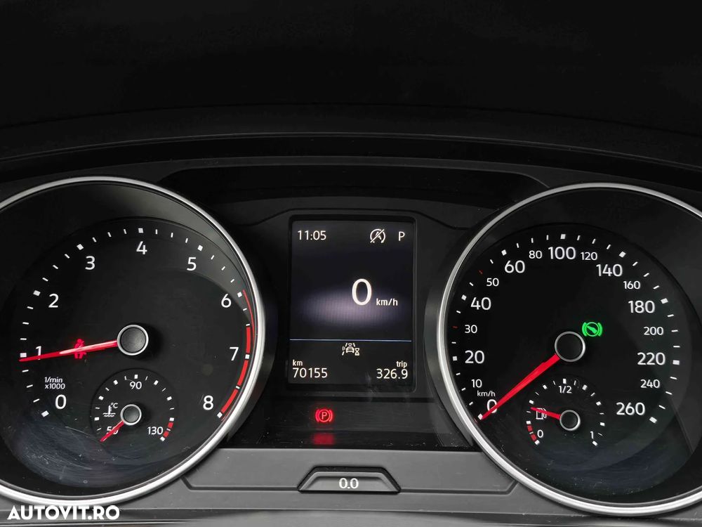 Volkswagen Tiguan - 8