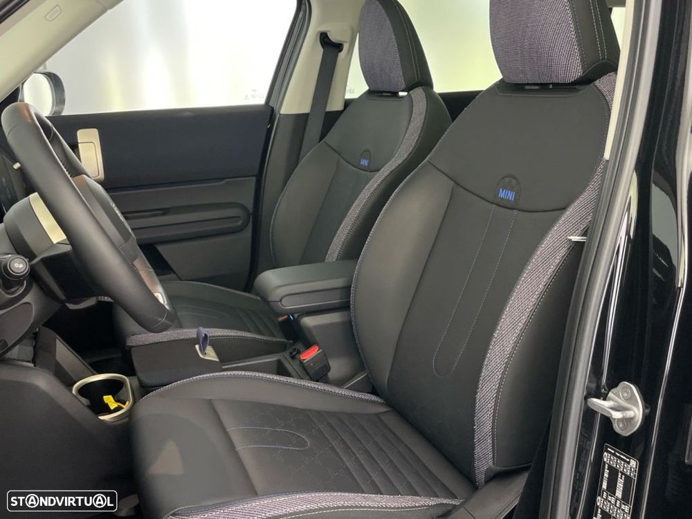 MINI Countryman D Classic - 18