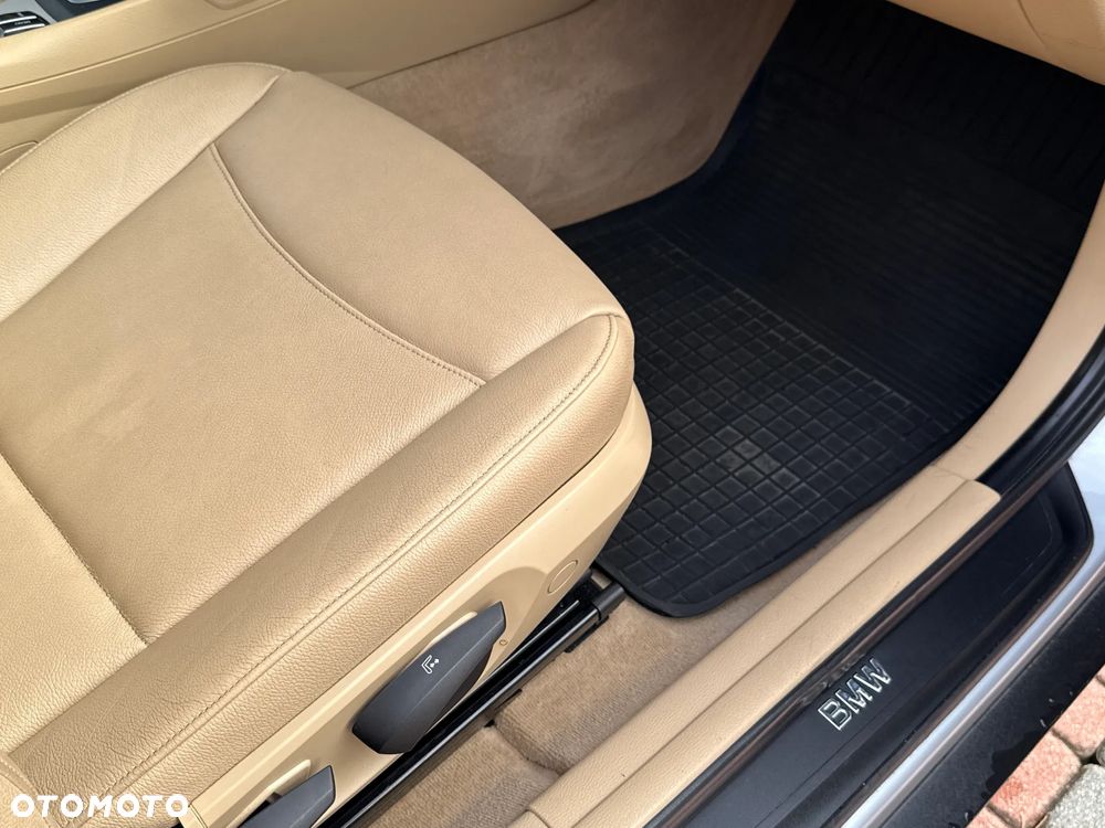 BMW X1 - 22