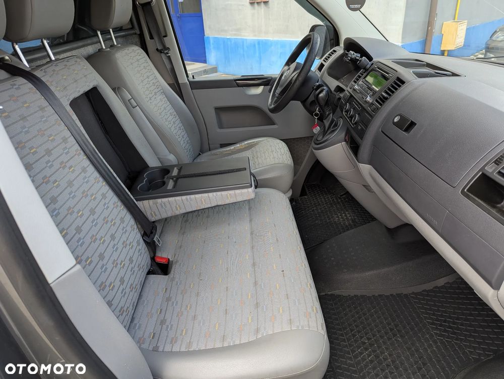 Volkswagen Transporter - 14