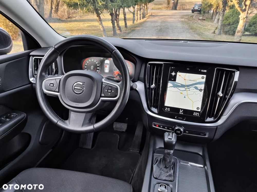 Volvo V60 T5 Geartronic Momentum - 25