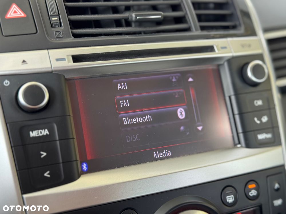 Toyota Verso 2.0 D-4D Prestige - 30