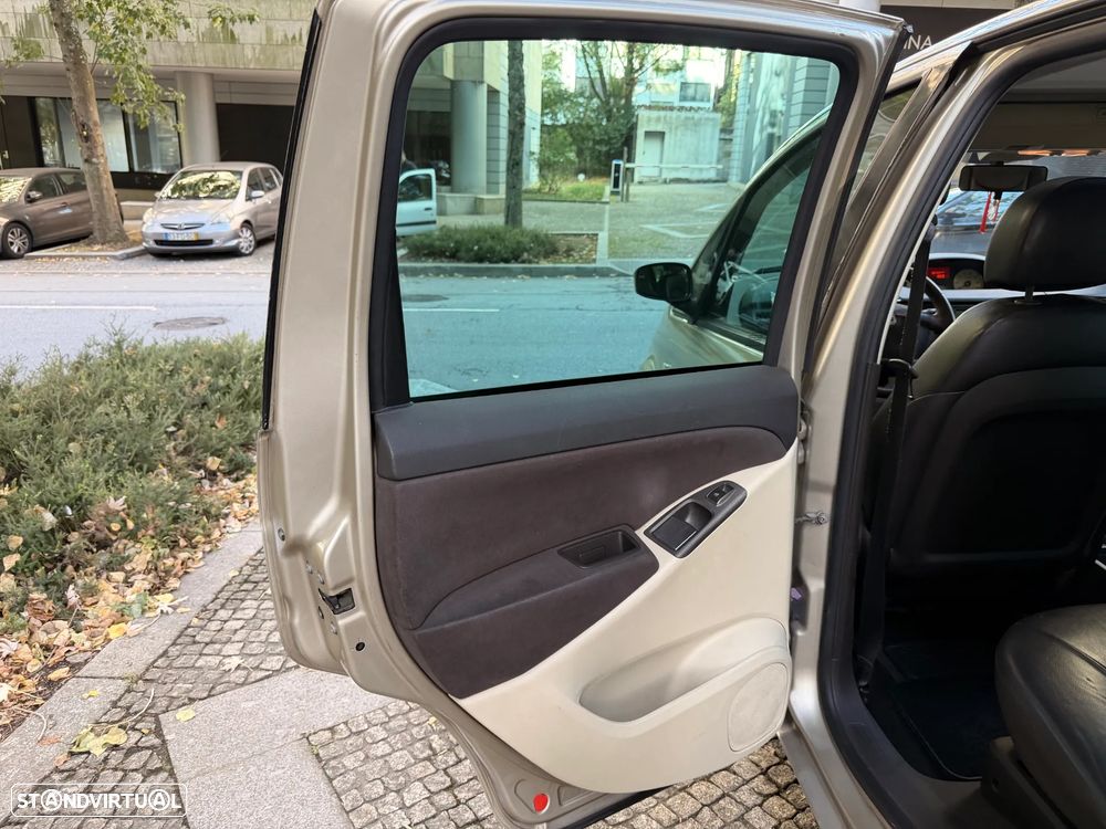 Lancia Musa 1.3 16V M-jet Oro Executive - 12