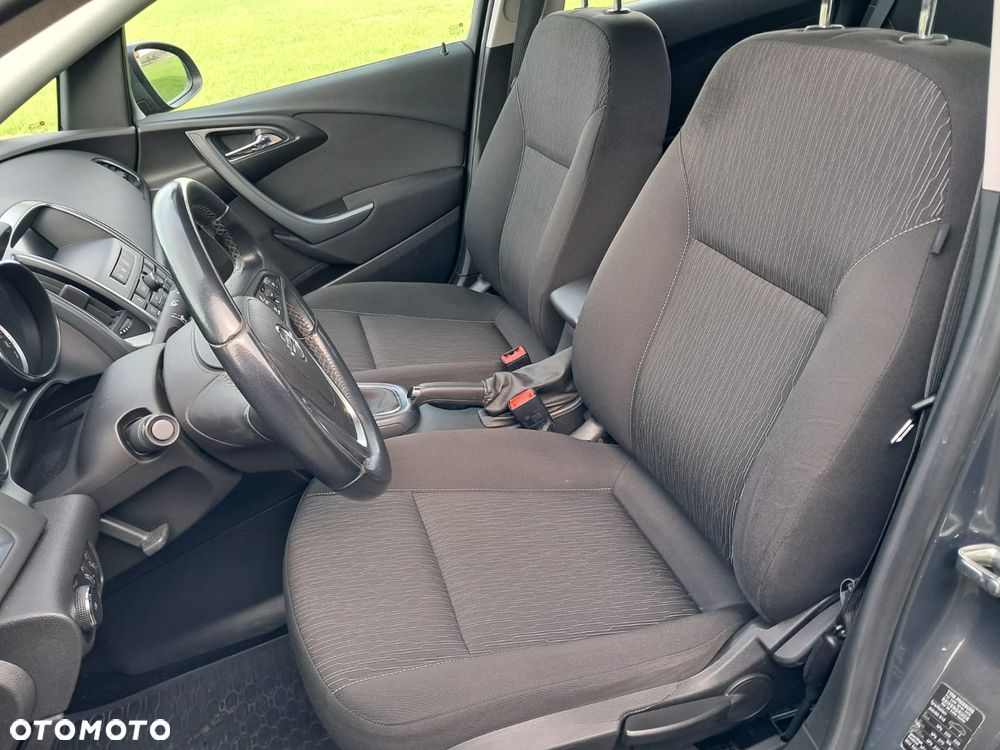 Opel Astra 1.6 Business - 11