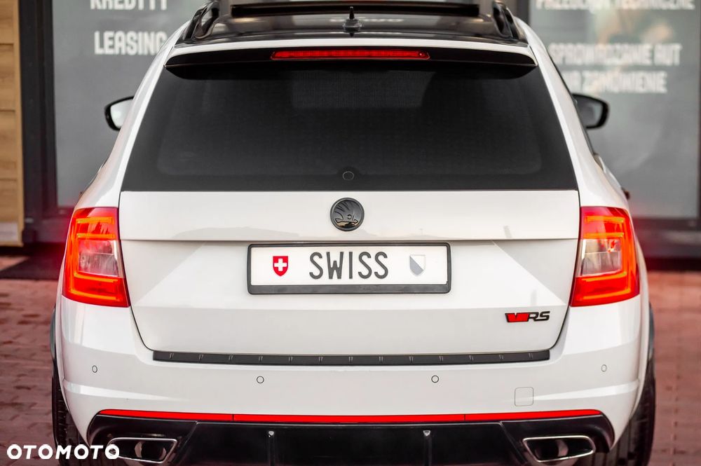 Skoda Octavia 2.0 TSI (Green tec) DSG RS - 11