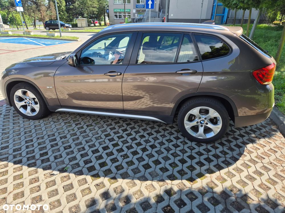 BMW X1 xDrive20d - 15