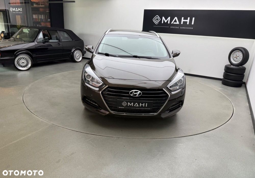 Hyundai i40 1.6 GDI Comfort + - 16