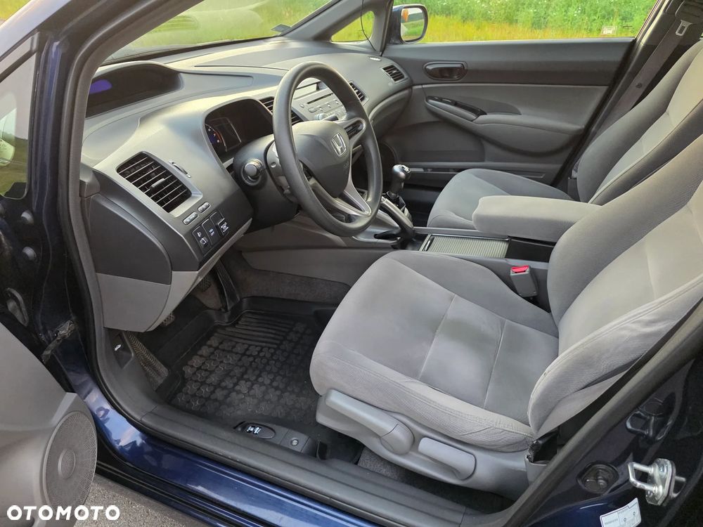 Honda Civic 1.8 Comfort - 14