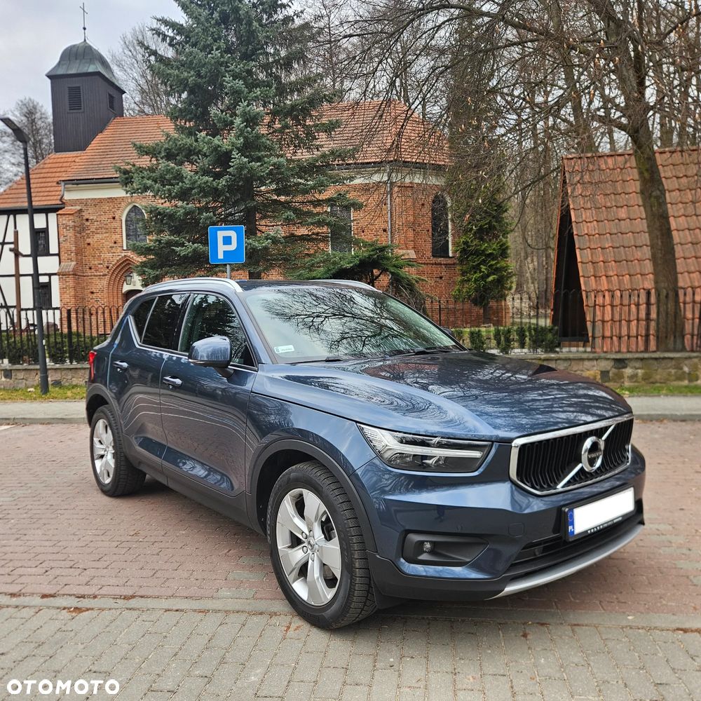 Volvo XC 40 B4 B AWD DKG Momentum Pro - 1