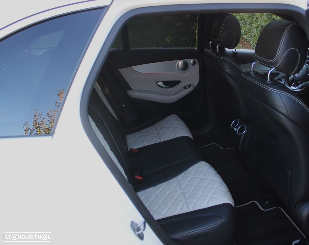Mercedes-Benz GLC 220 d 4Matic 9G-TRONIC AMG Line - 49