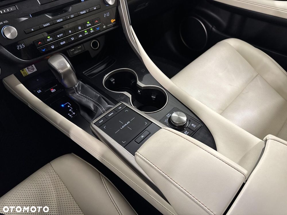 Lexus RX 450h Prestige MY19 - 26