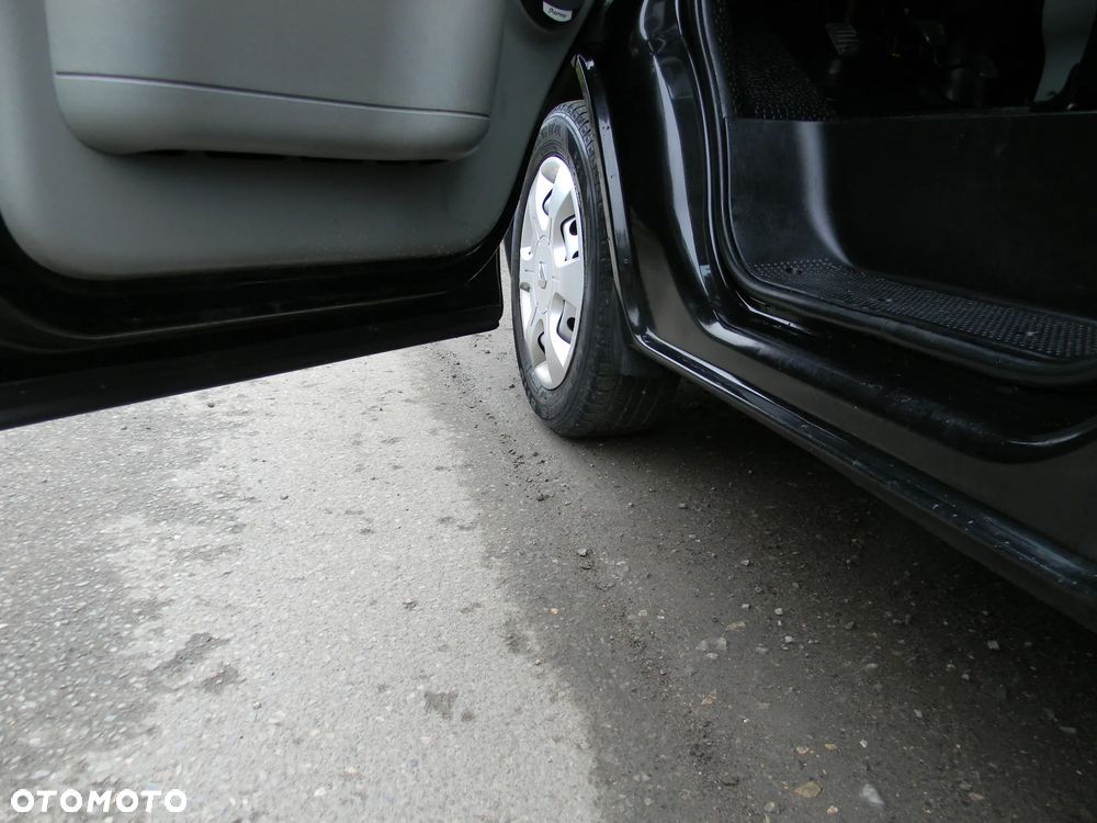 Opel Vivaro - 37