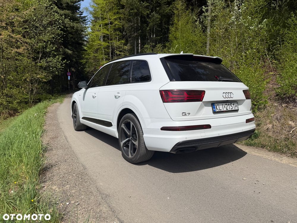 Audi Q7 - 5