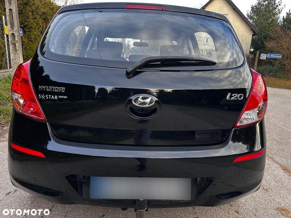 Hyundai i20 - 13