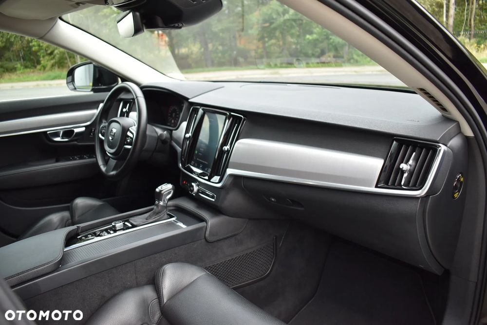 Volvo S90 D4 Geartronic Momentum Pro - 18
