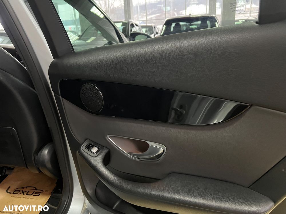 Mercedes-Benz GLC 300 de 4Matic 9G-TRONIC Exclusive - 19