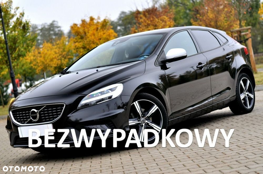 Volvo V40 D2 Drive-E R-Design Momentum - 1