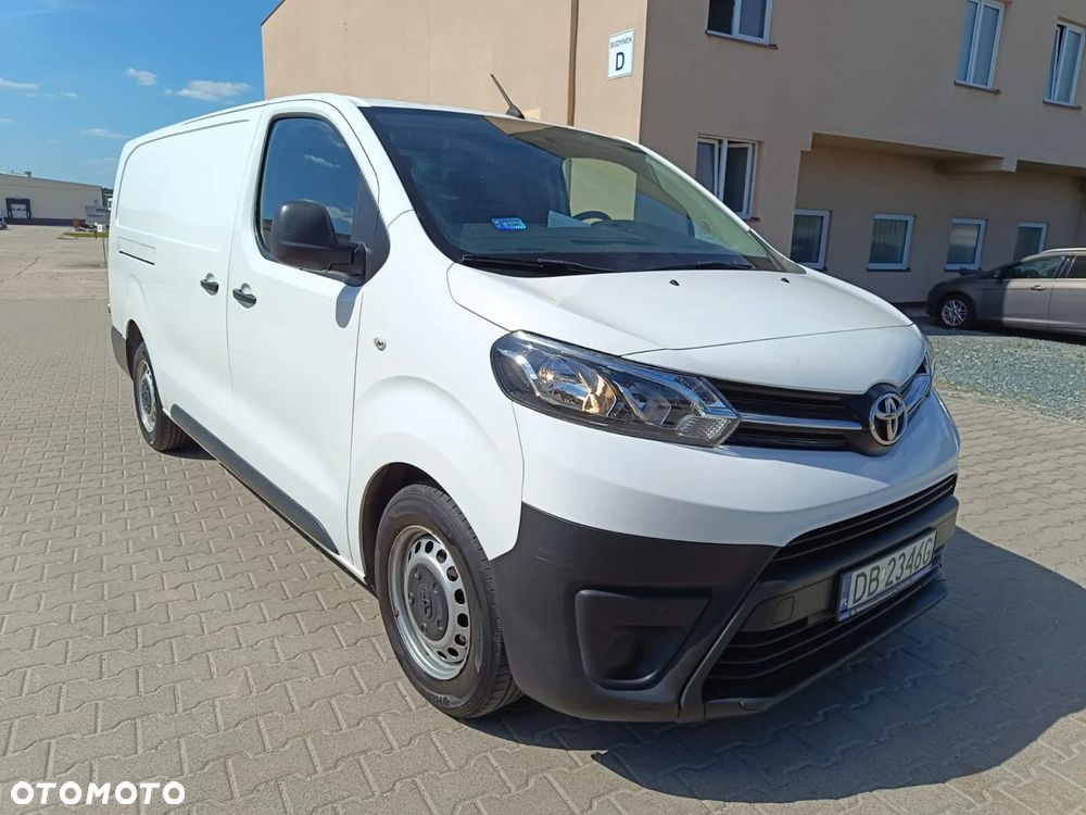 Toyota Proace - 1