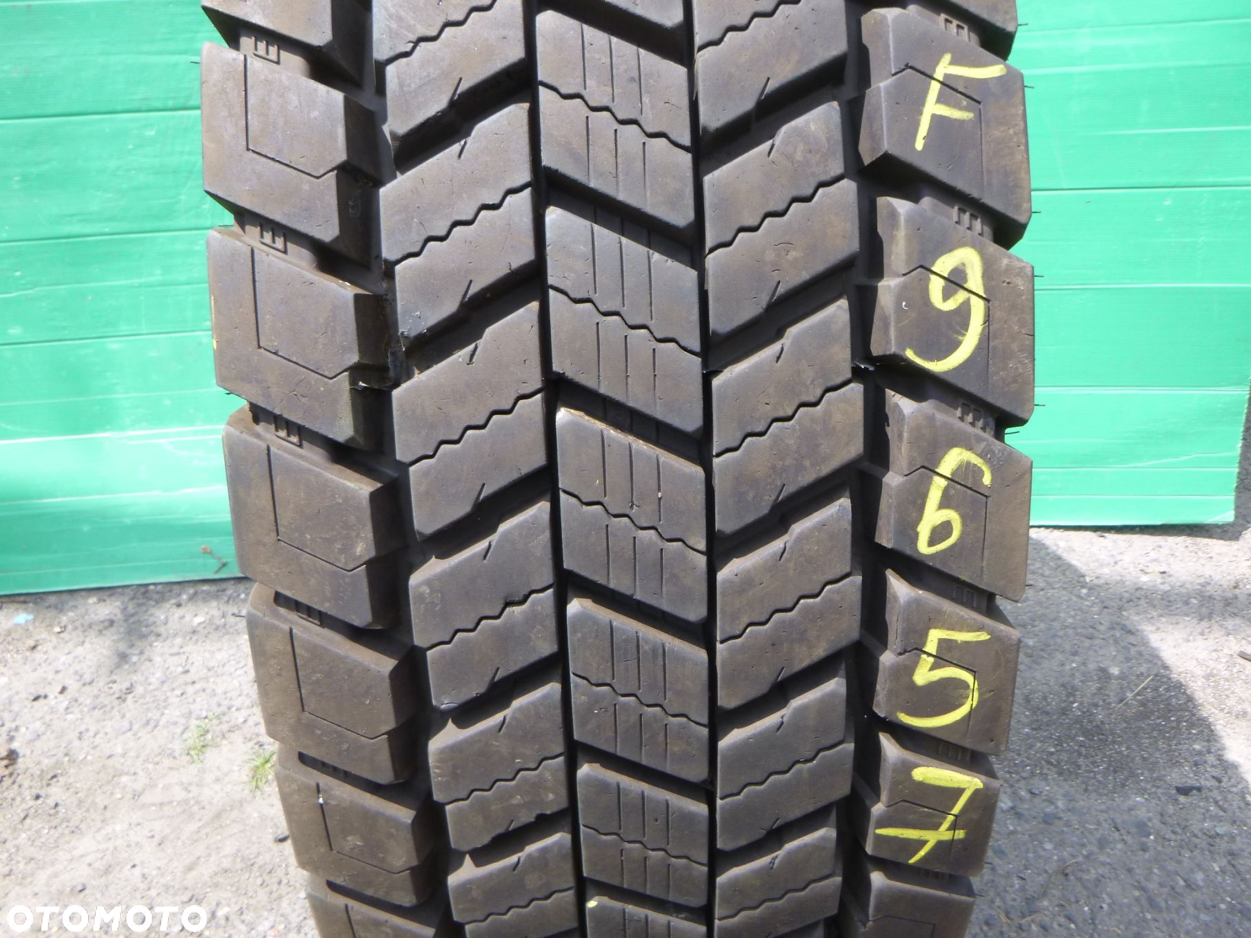 Opona 315/80R 22.5 Semperit RUNNER D2 Napędowa. Opony ciężarowe - 2