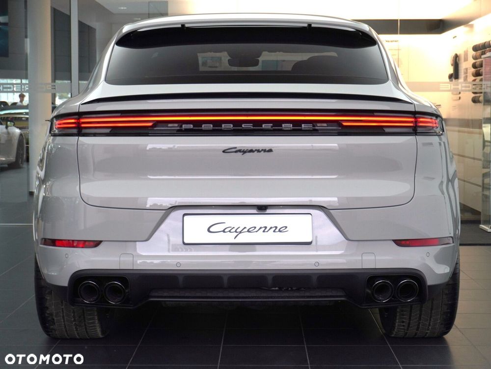 Porsche Cayenne E-Hybrid PHEV Black Edition - 17