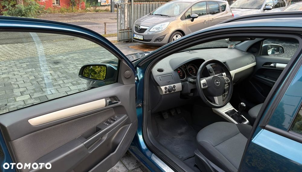 Opel Astra - 8