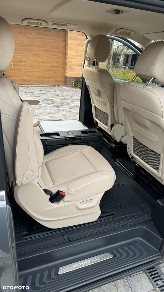 Mercedes-Benz Klasa V 300 d 9G-Tronic Avantgarde (długi) - 11