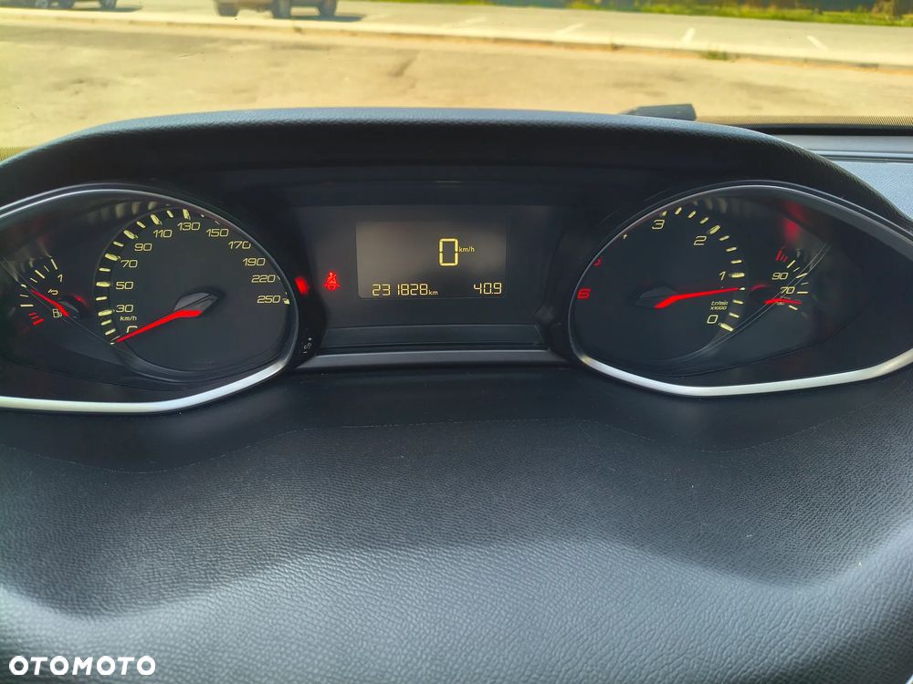 Peugeot 308 1.6 BlueHDi Active S&S - 9