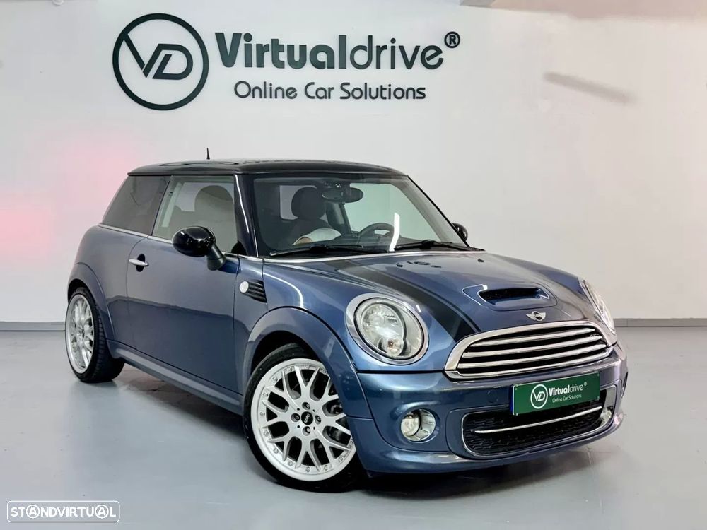 MINI 3 Portas Cooper D - 3