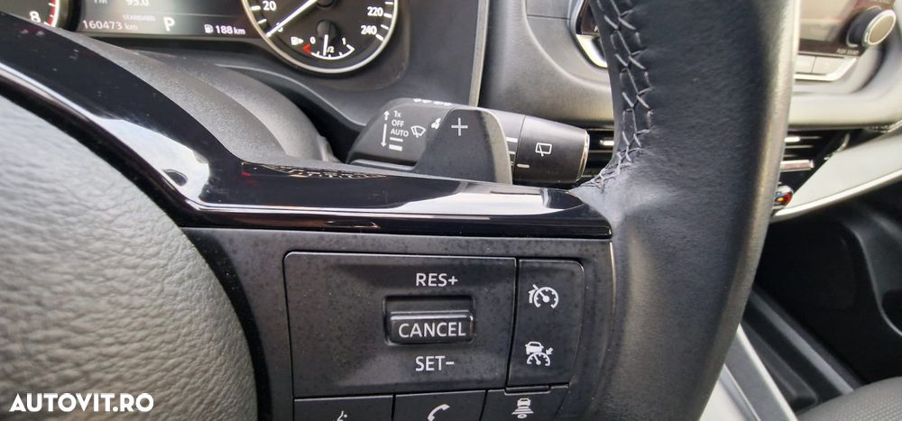 Nissan Qashqai 1.3 l MHEV X-Tronic N-Connecta - 26