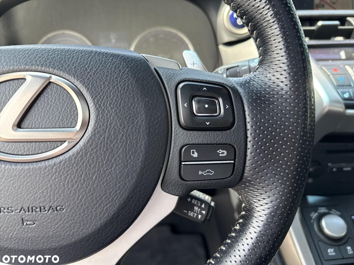 Lexus NX - 20