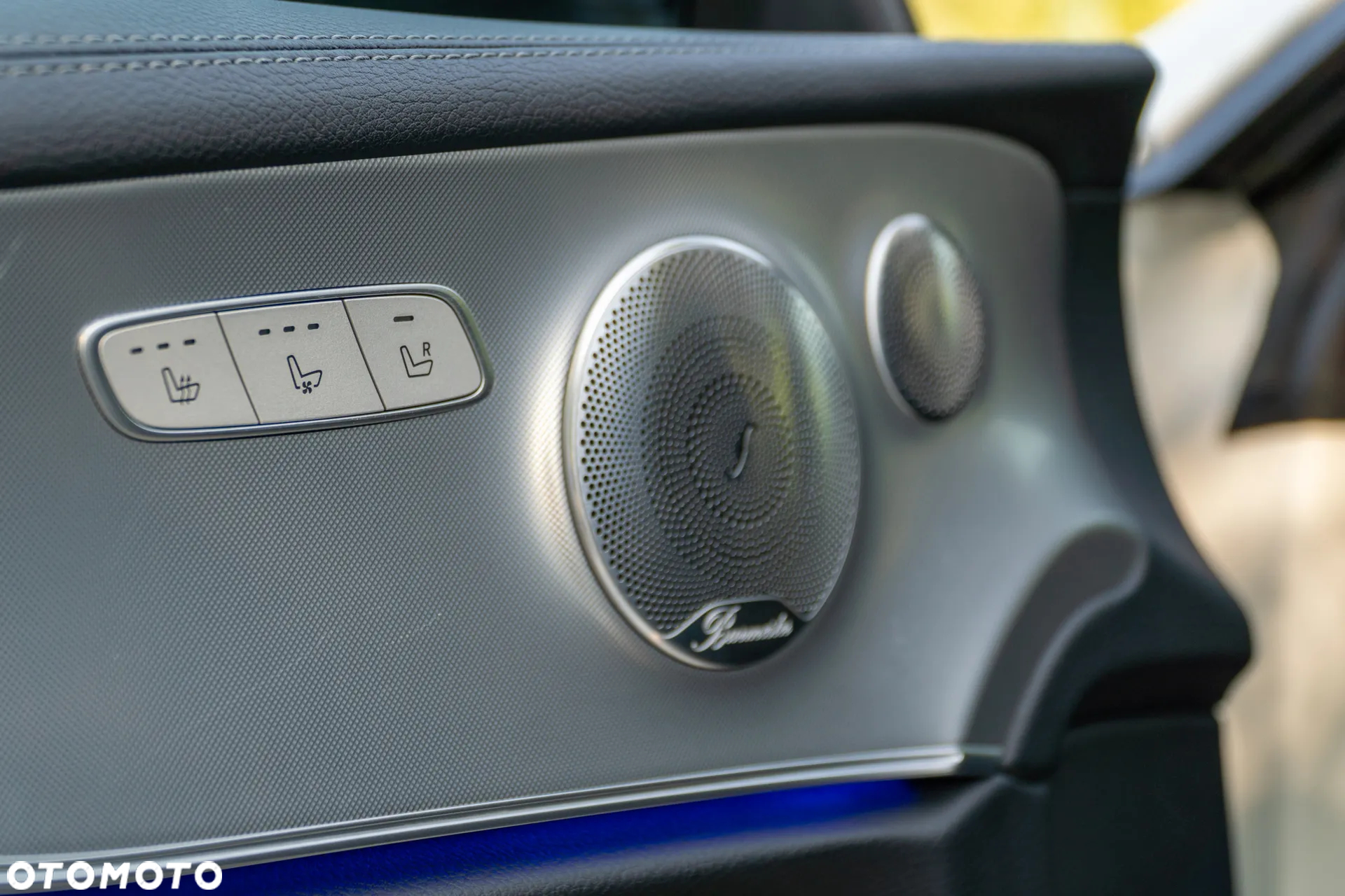 Mercedes-Benz Klasa E 300 Coupe 9G-TRONIC - 28