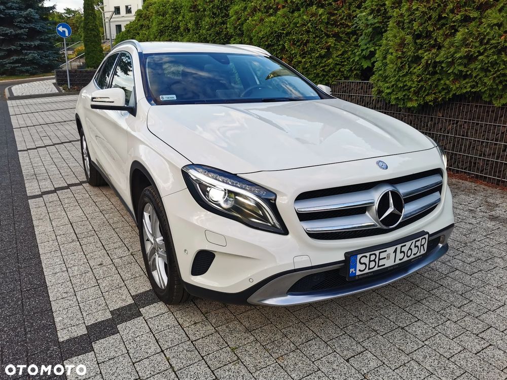 Mercedes-Benz GLA 200 7G-DCT Style - 5