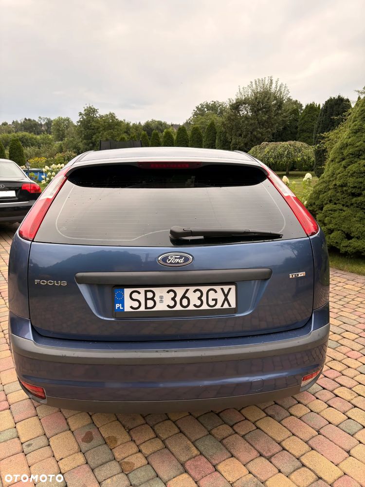Ford Focus 1.8 TDCi Trend - 8