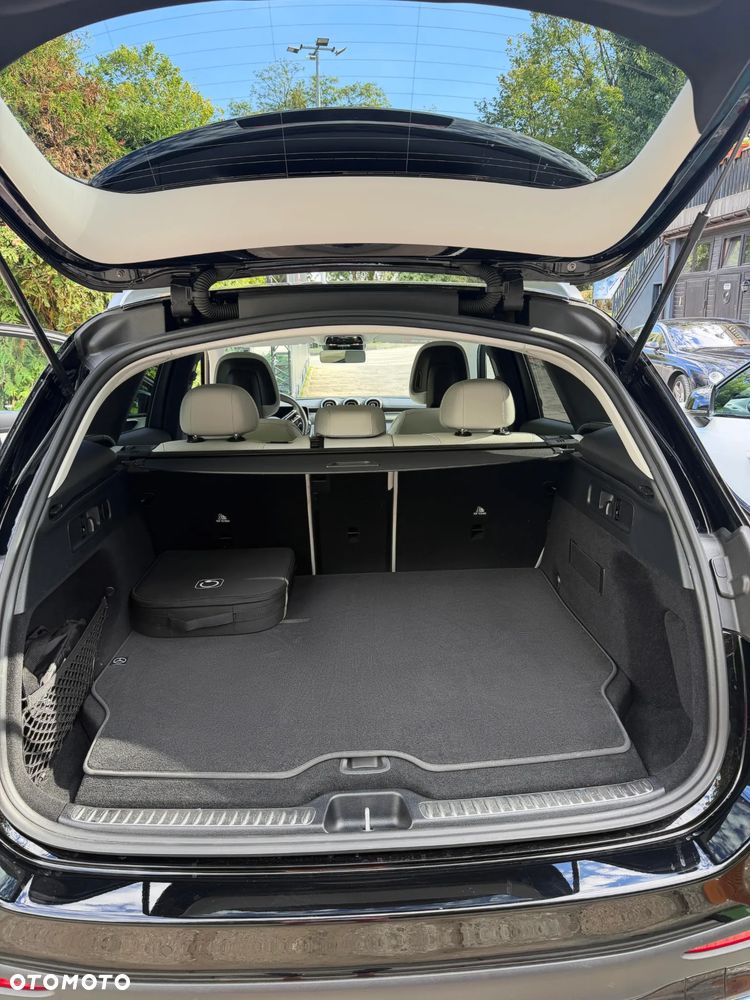 Mercedes-Benz GLC - 26