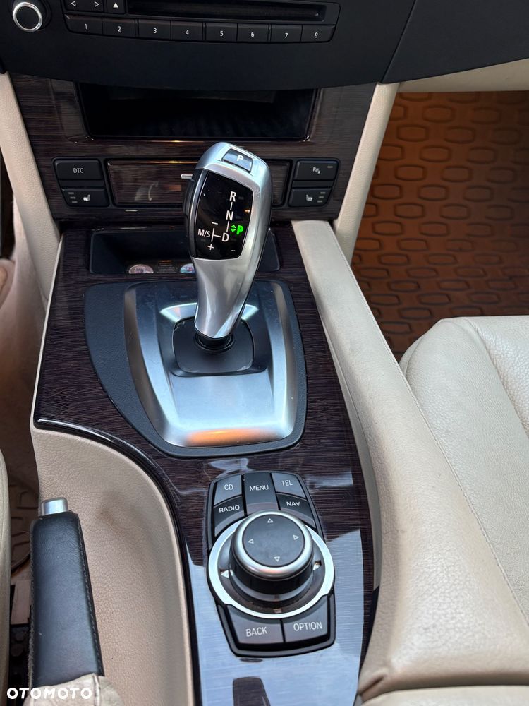 BMW Seria 5 520d - 18