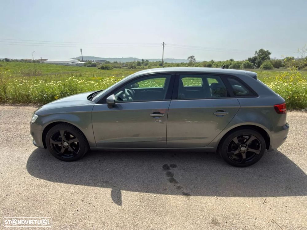 Audi A3 Sportback 1.6 TDI Sport S tronic - 40