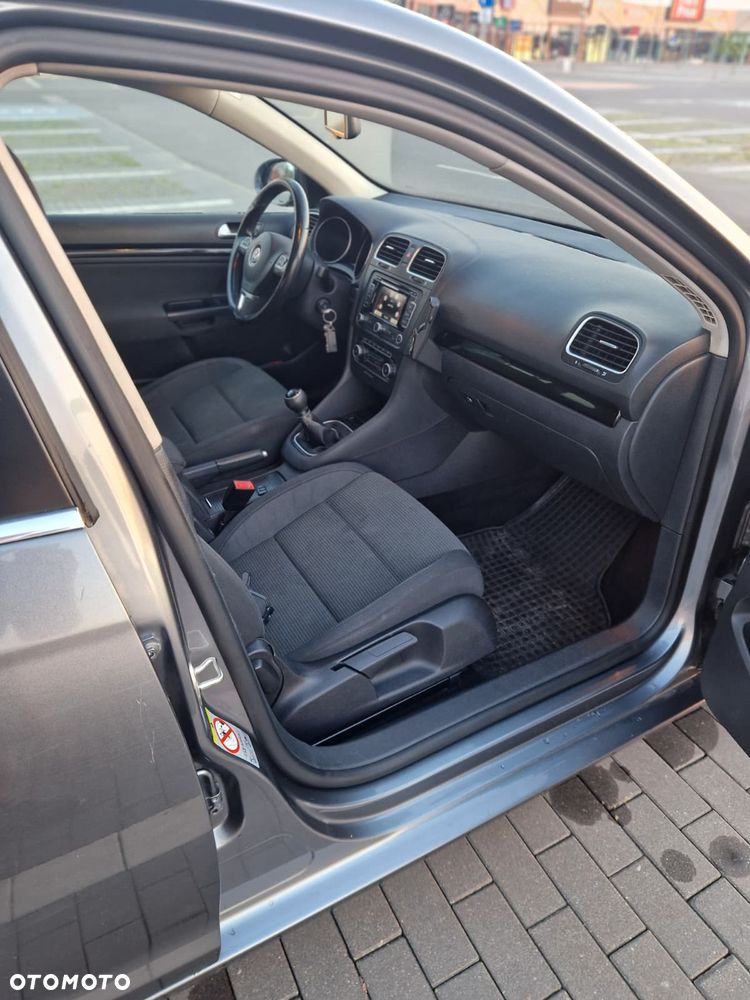 Volkswagen Golf 2.0 TDI Comfortline - 12