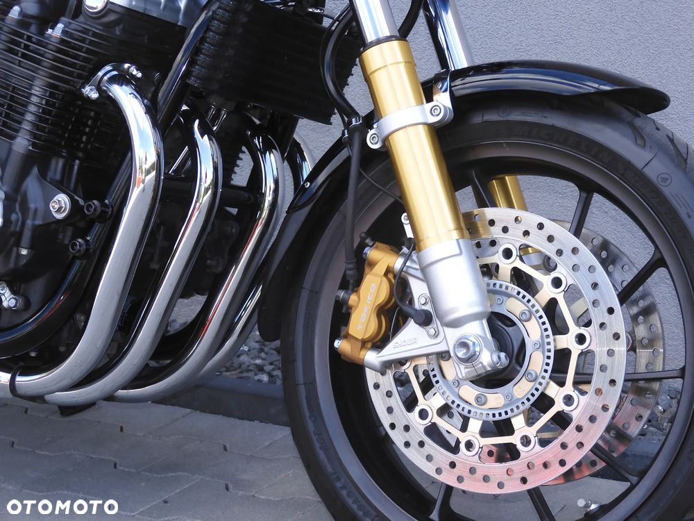 Honda CB - 16