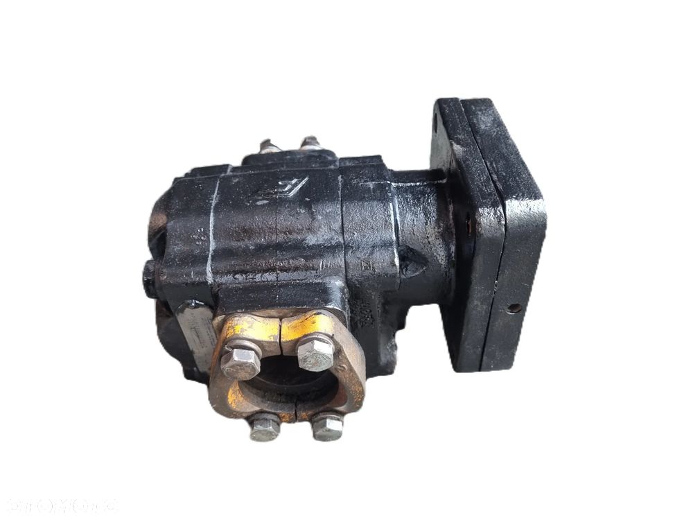 CASE KOPARKO ŁADOWARKA pompa hydrauliczna R42142 * - 2