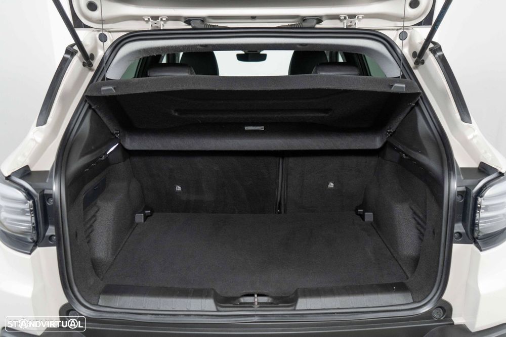 Jeep Avenger 54 kWh Summit - 13