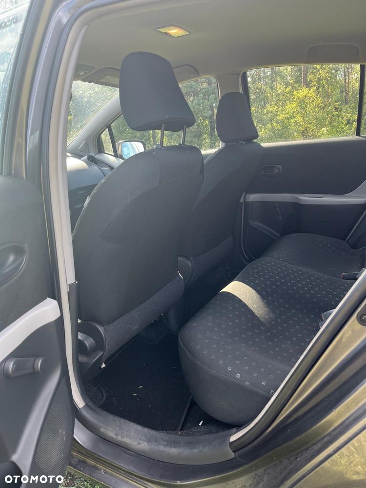 Toyota Yaris 1.3 VVT-i Cool - 7