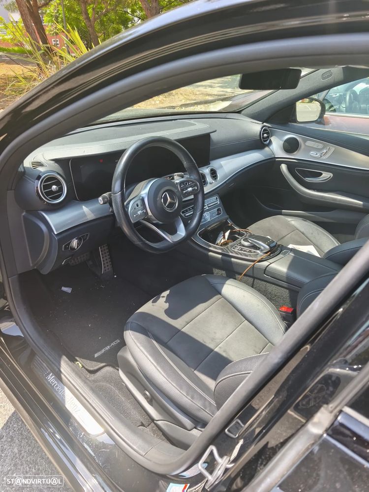 Mercedes-Benz E 300 - 4