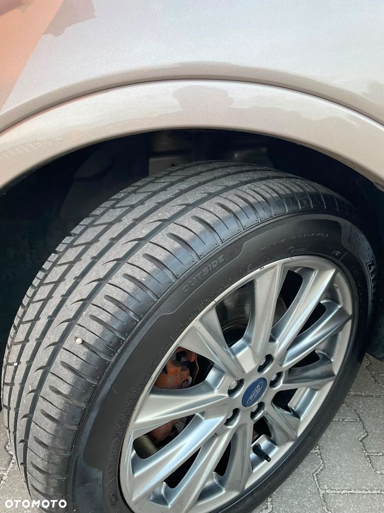 Ford Kuga 2.0 TDCi 4x4 Vignale - 17