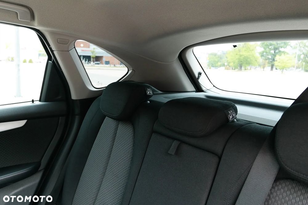 BMW Seria 2 - 31
