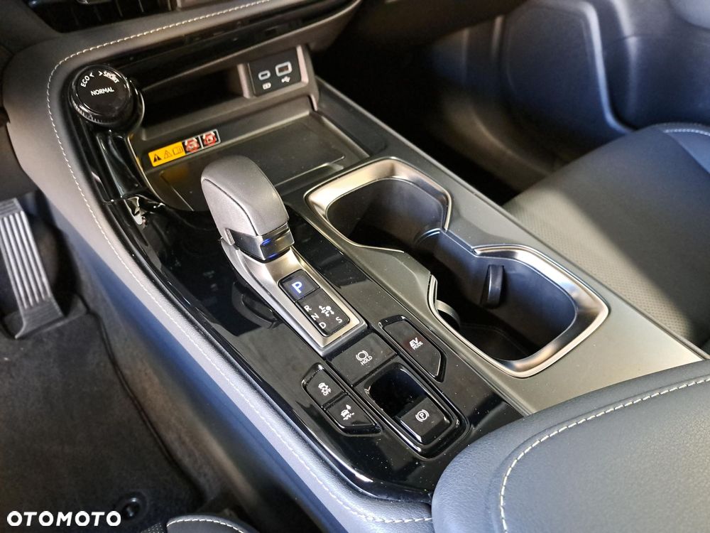 Lexus NX 350h Prestige AWD - 25